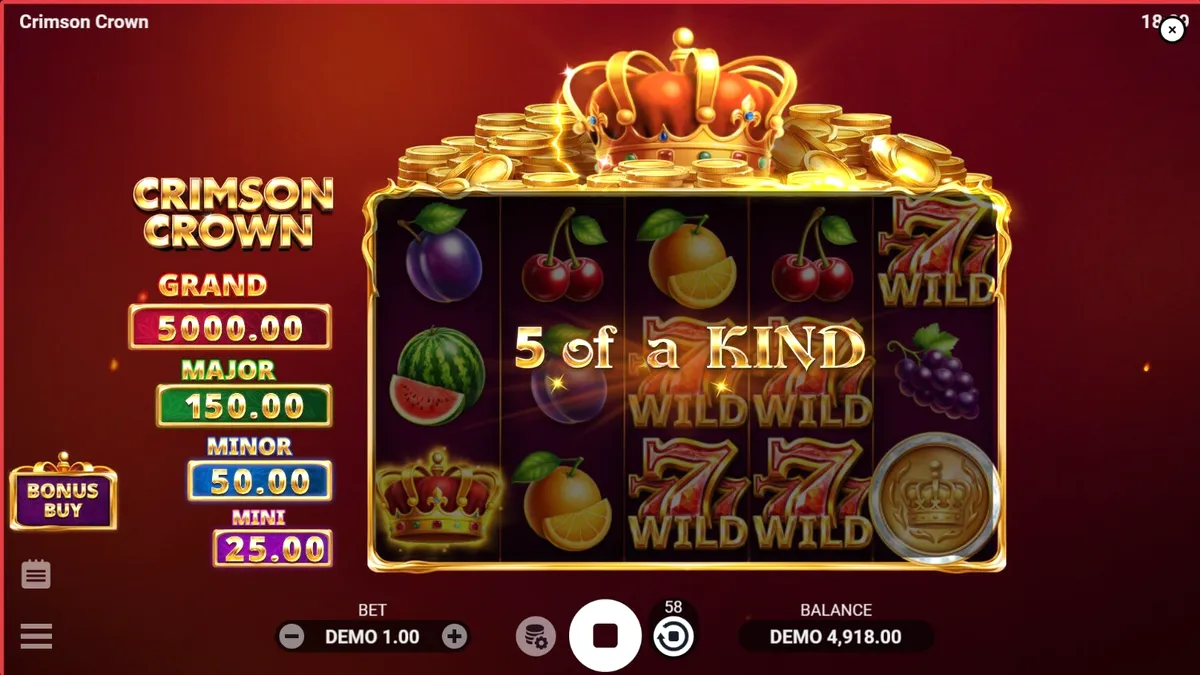 Tampilan visual slot Crimson Crown dengan tema buah dan mahkota emas